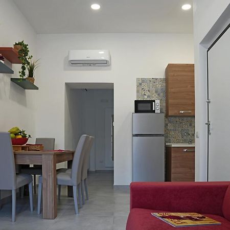 Rea Maison Case Vacanza 泰卡斯 外观 照片