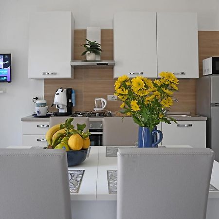Rea Maison Case Vacanza 泰卡斯 外观 照片