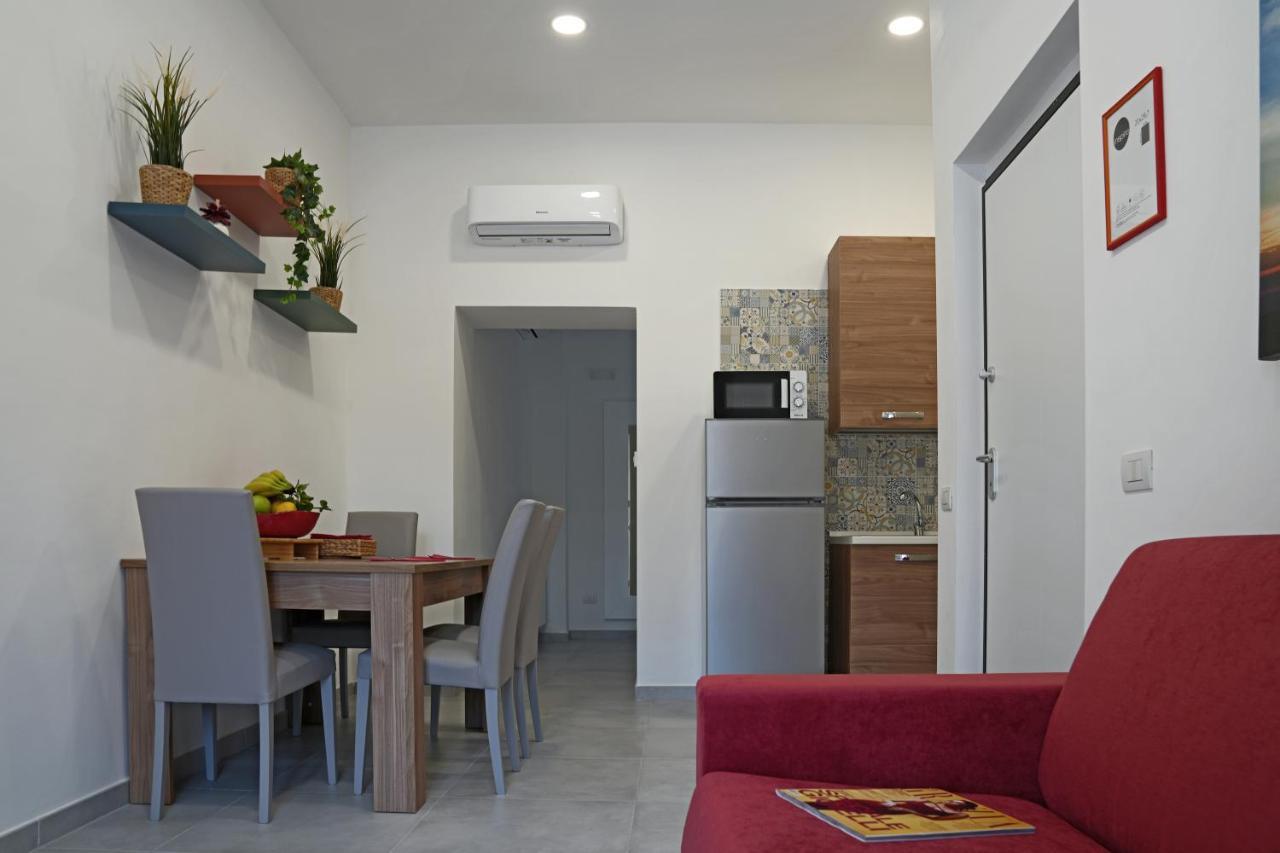 Rea Maison Case Vacanza 泰卡斯 外观 照片